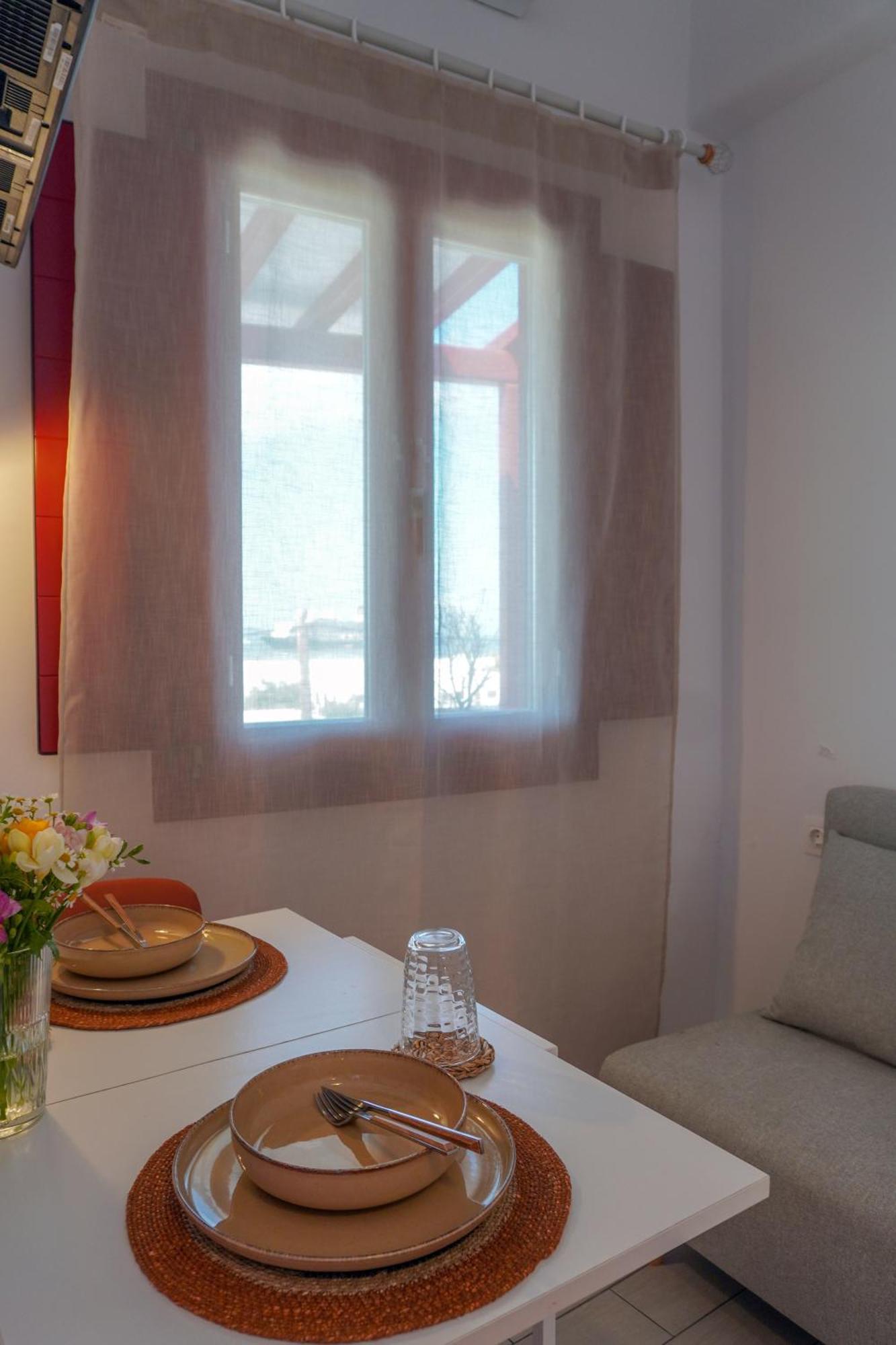 Arodou Studio And Apartment Mykonos Town Экстерьер фото